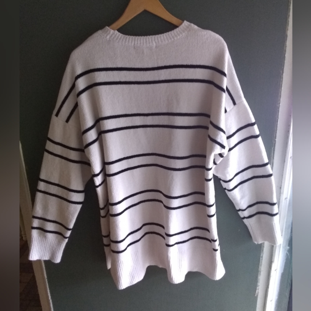 Sanctuary Top - Picture 2 of 4